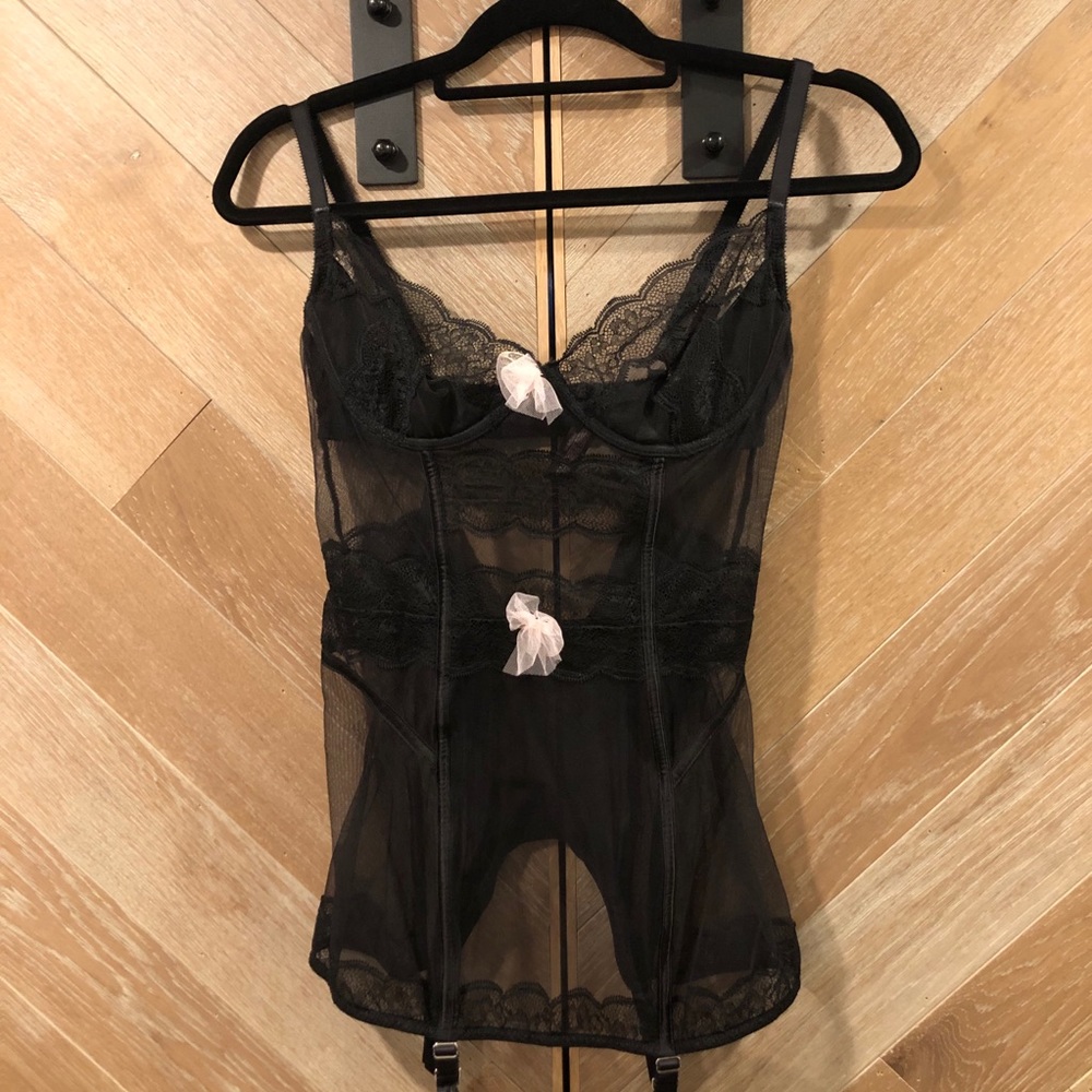 VS Black Lace Bustier Garter